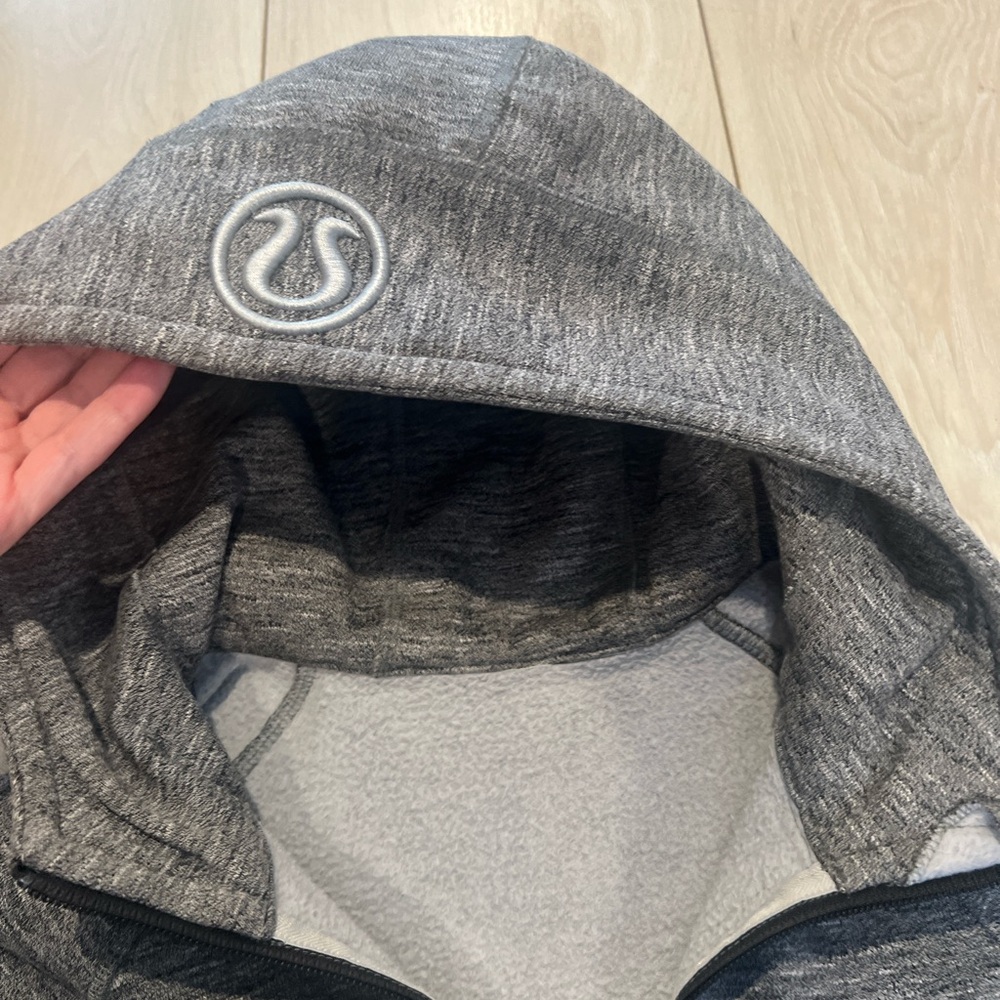 Lululemon Scuba Hoodie Jacket in Deep Coal Silver Spoon Slub Salt & Pepper 8 - Picture 5 of 7